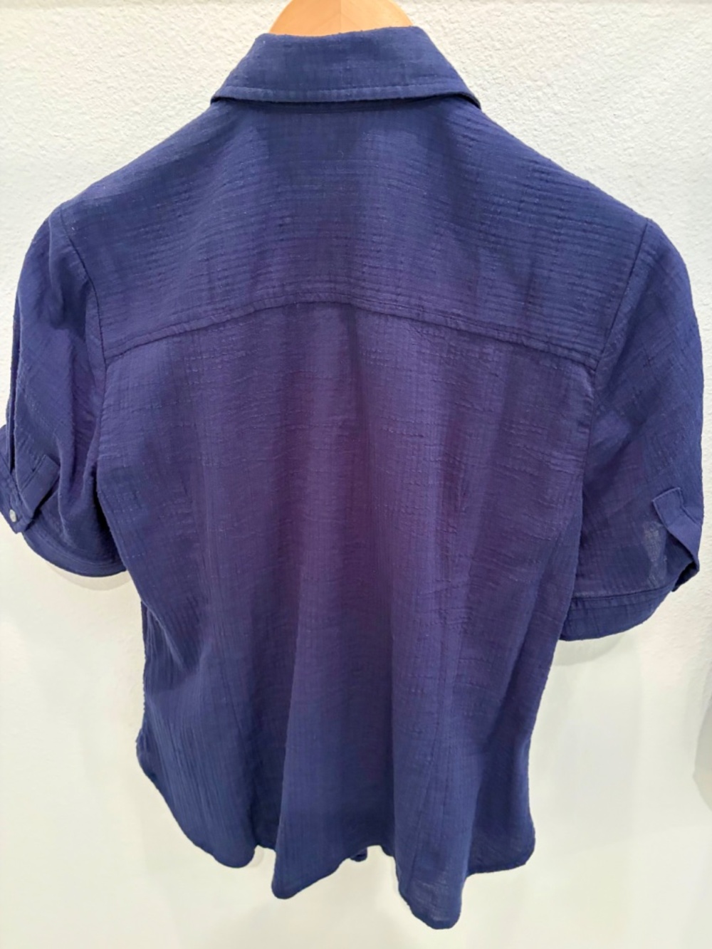 J Crew Short Sleeved Blouse NWT -Navy Blue - Picture 3 of 3